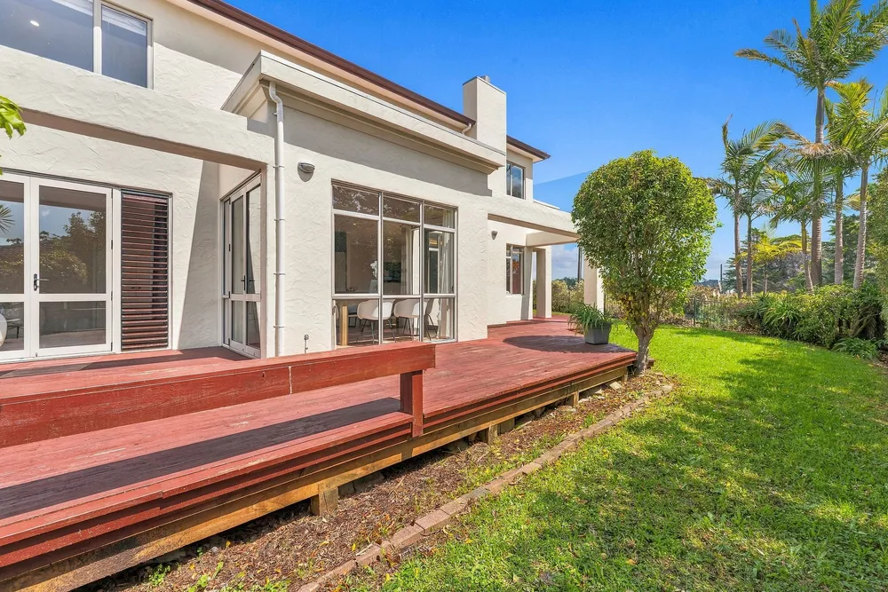 Photos of 42 English Oak Drive