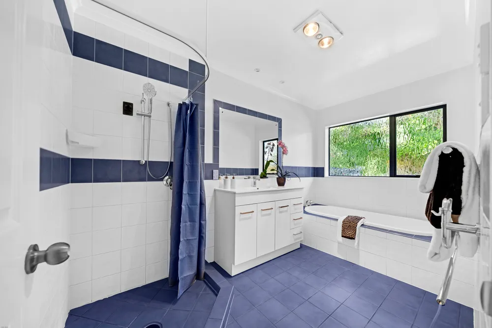 Photos of 36 Lothian Brae