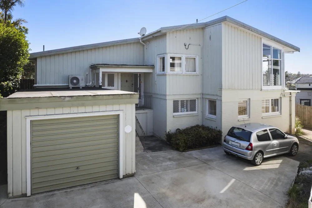 Photos of 56 Hawera Road
