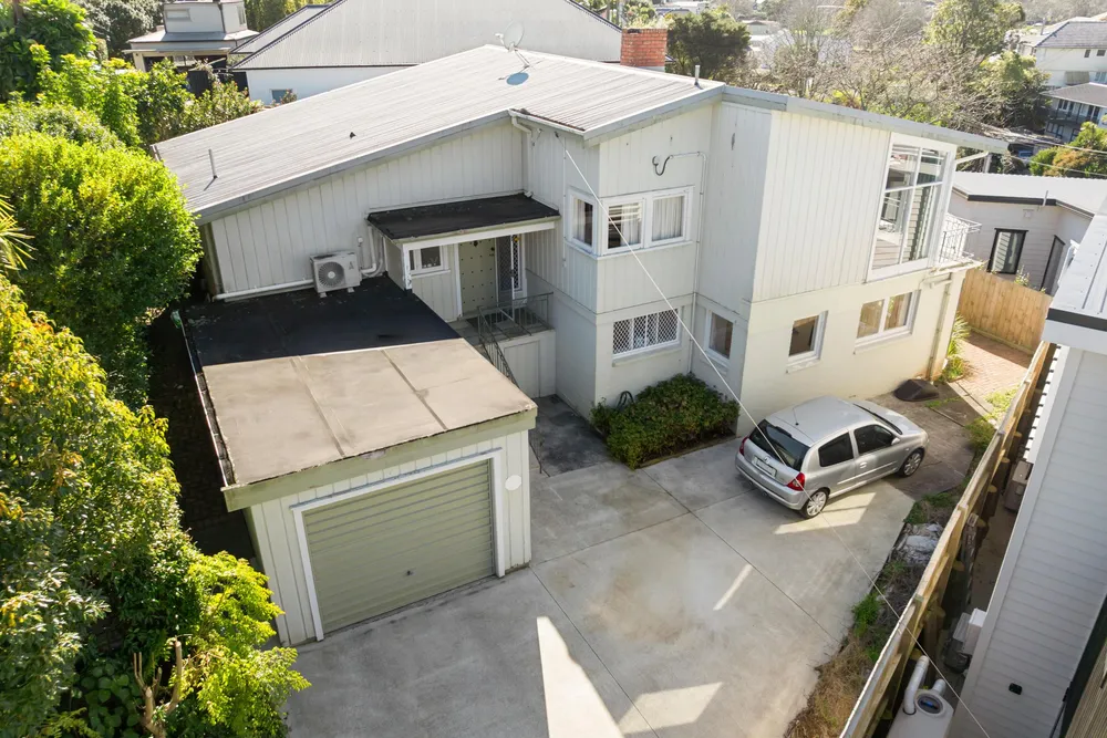 Photos of 56 Hawera Road