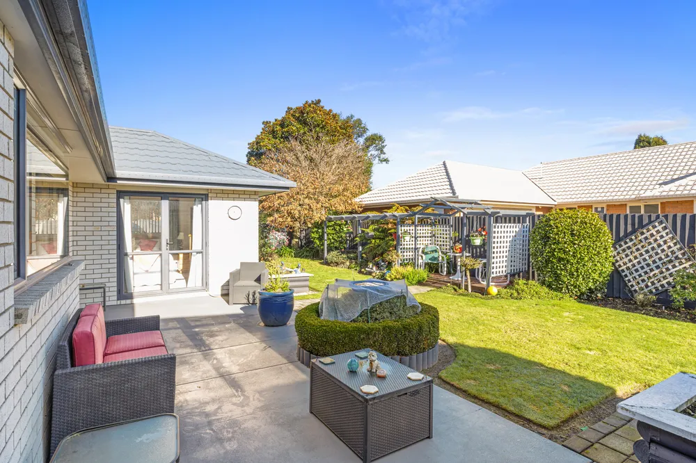 Photos of 49 Showgate Avenue
