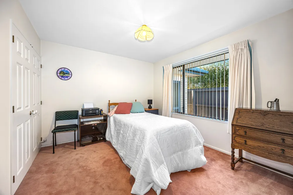 Photos of 49 Showgate Avenue