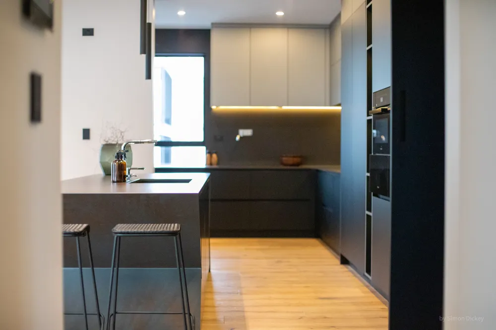 Photos of 16 Eltham Road