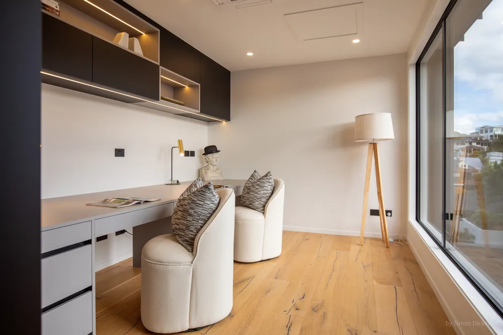 Photos of 16 Eltham Road
