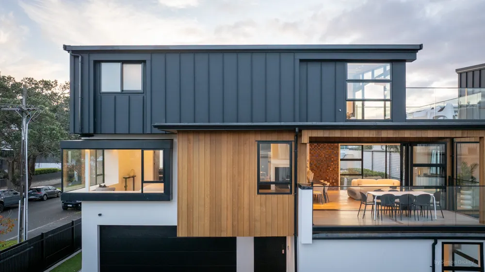 Photos of 16 Eltham Road