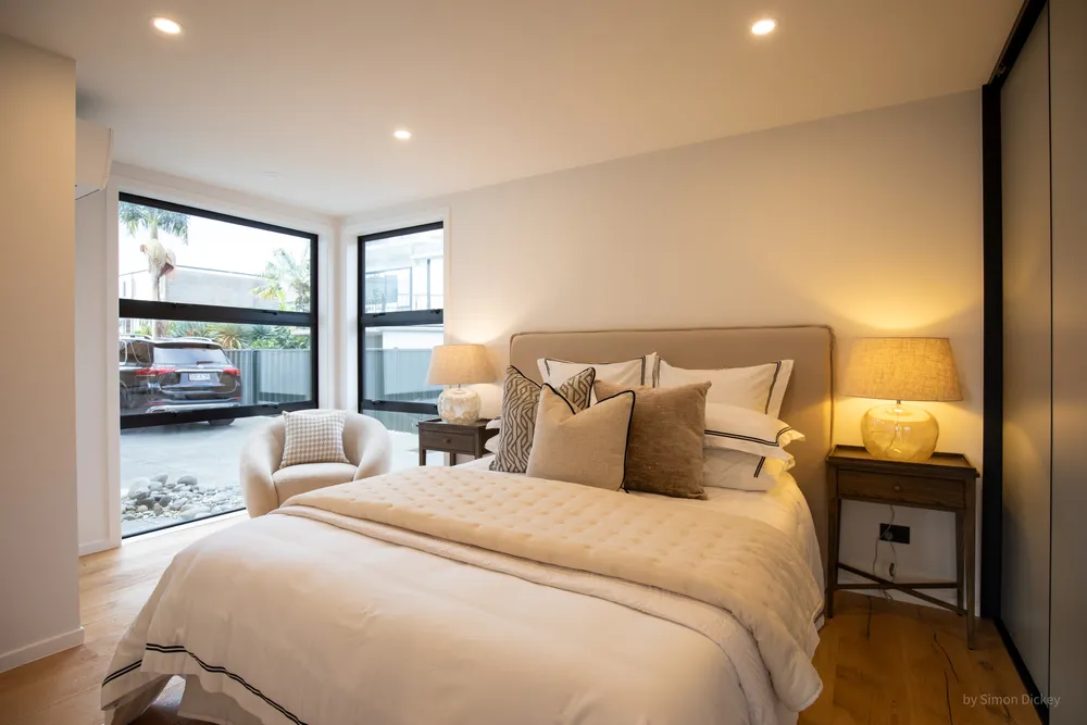 Photos of 16 Eltham Road
