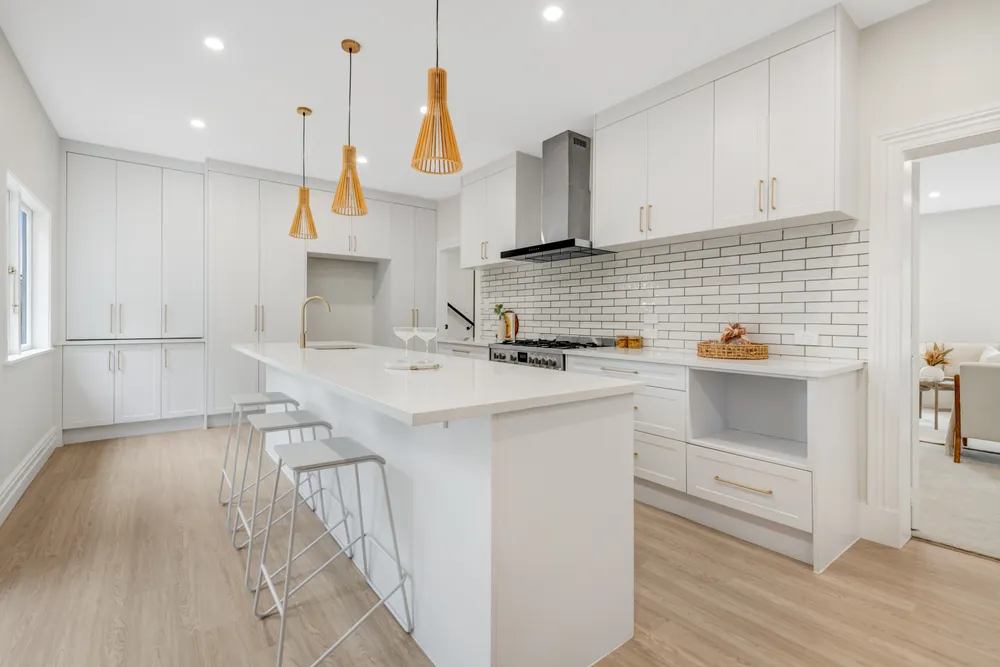 Photos of 147B Whangaparaoa Road