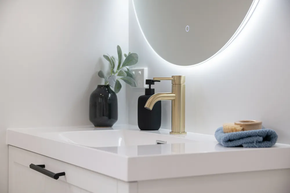Photos of 147B Whangaparaoa Road