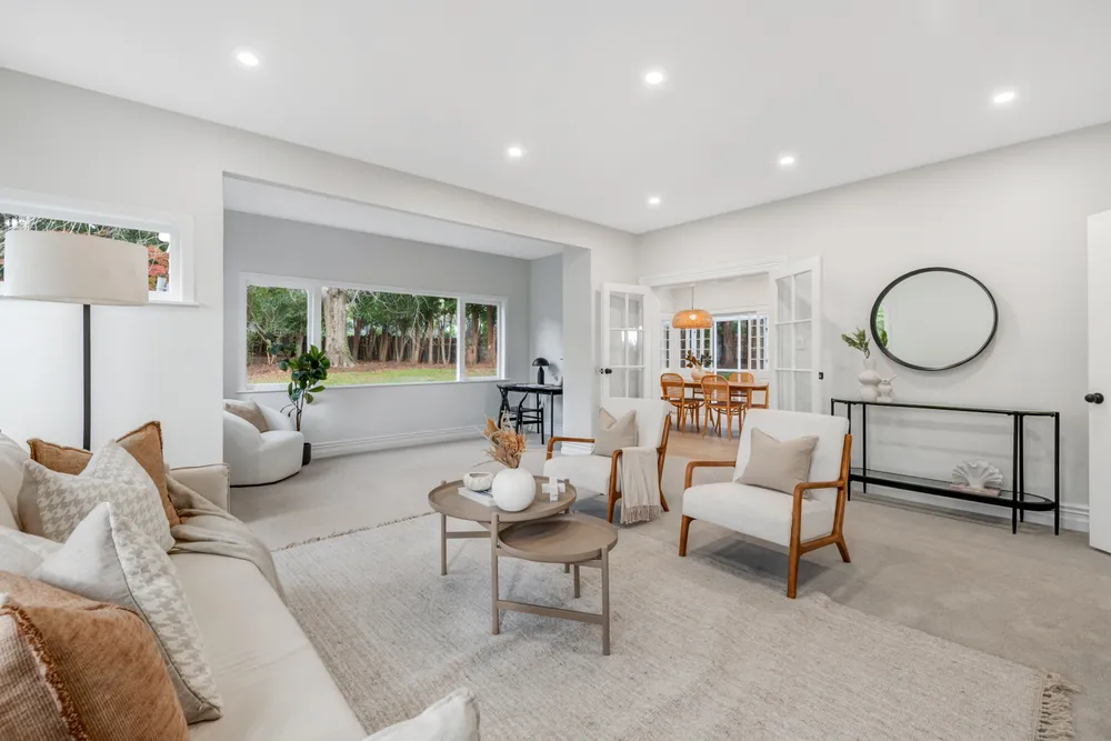 Photos of 147B Whangaparaoa Road