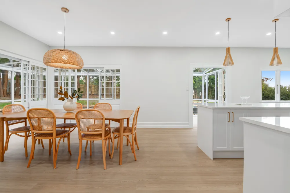 Photos of 147B Whangaparaoa Road