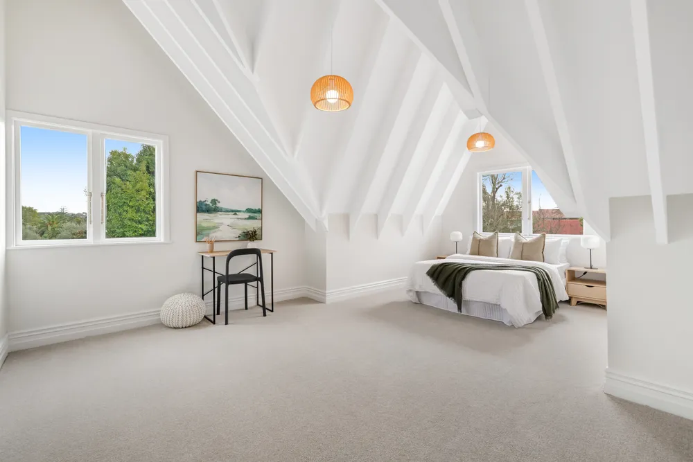 Photos of 147B Whangaparaoa Road