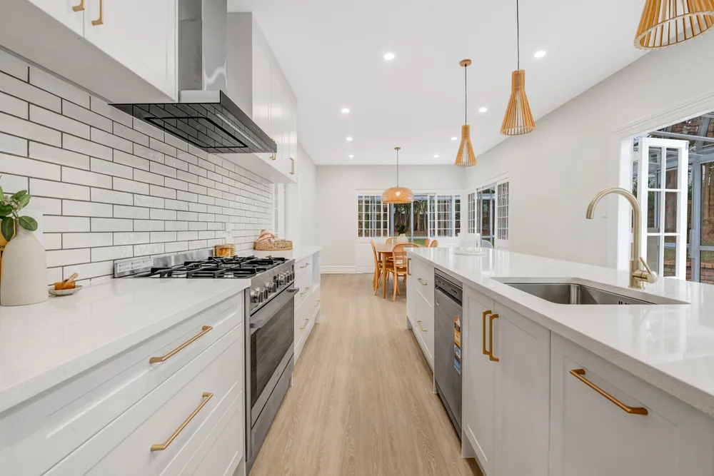 Photos of 147B Whangaparaoa Road