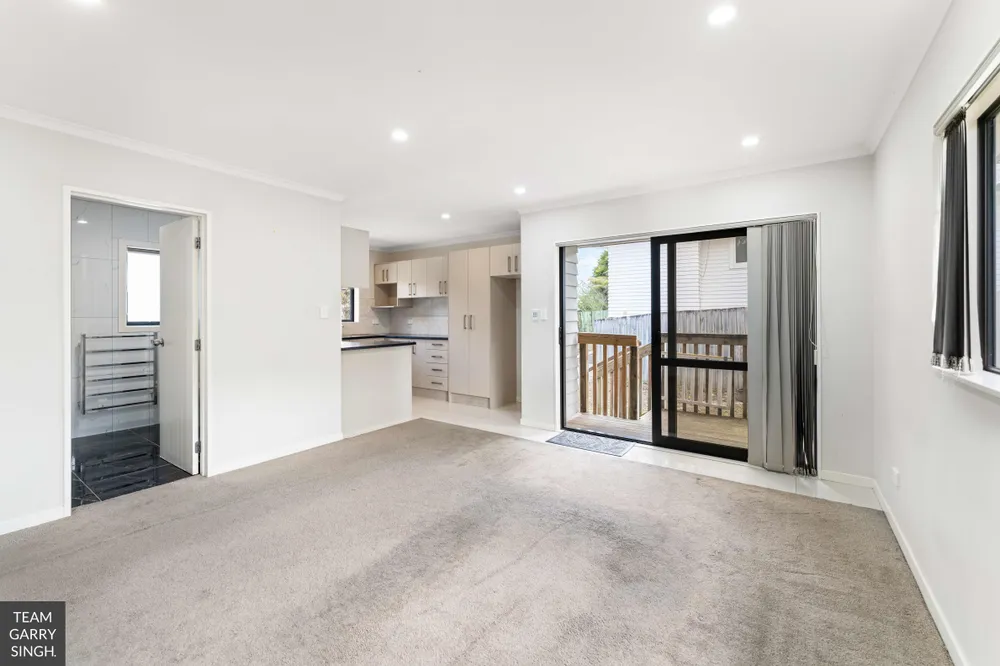 Photos of 16 Thompson Terrace