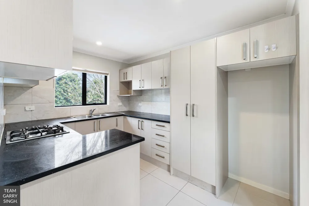 Photos of 16 Thompson Terrace