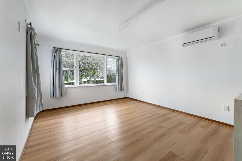 Photos of 16 Thompson Terrace