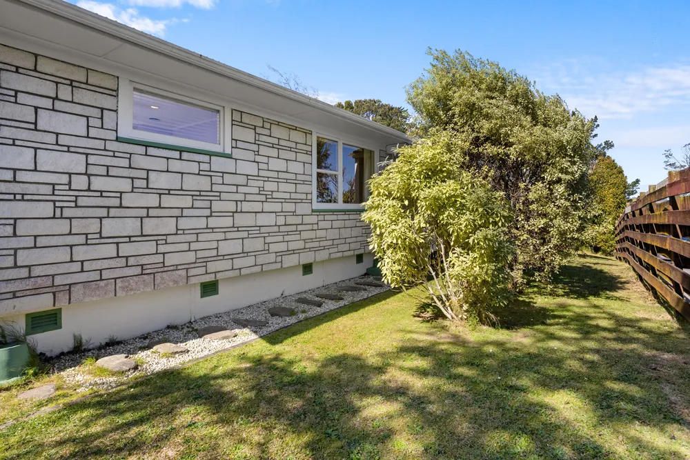 Photos of 118 Ennis Avenue