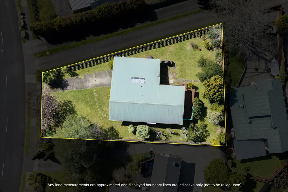 Photos of 118 Ennis Avenue