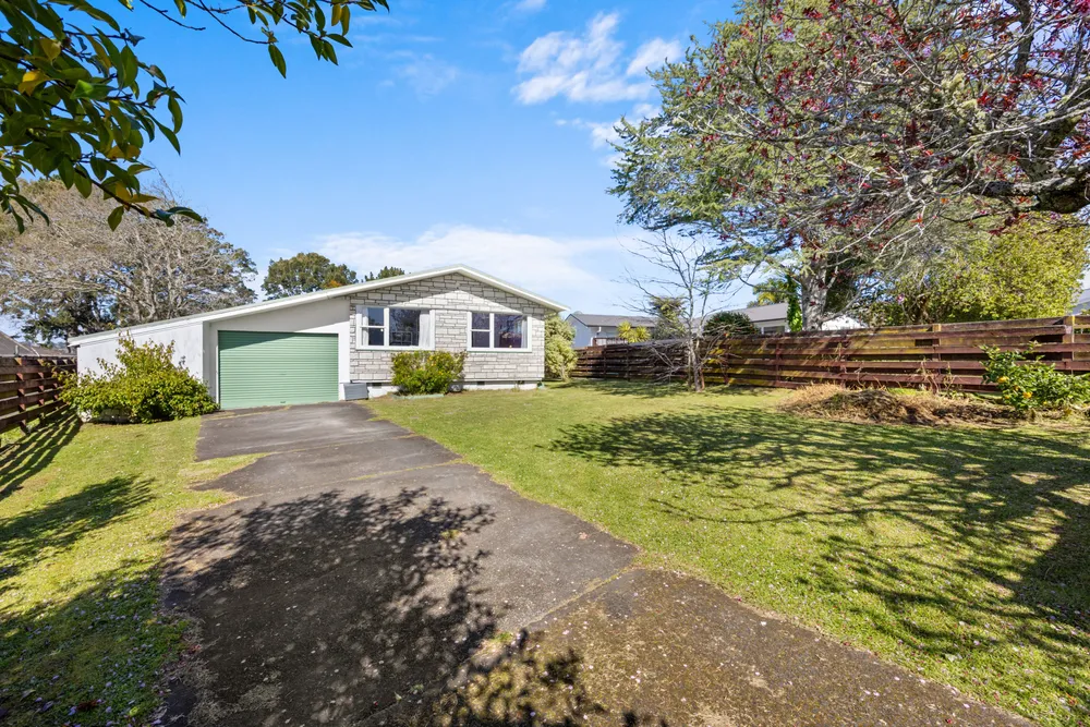 Photos of 118 Ennis Avenue
