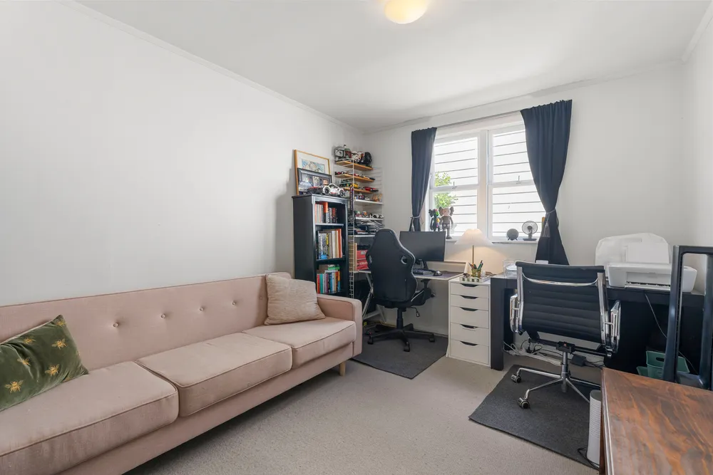 Photos of 4 Northland Street