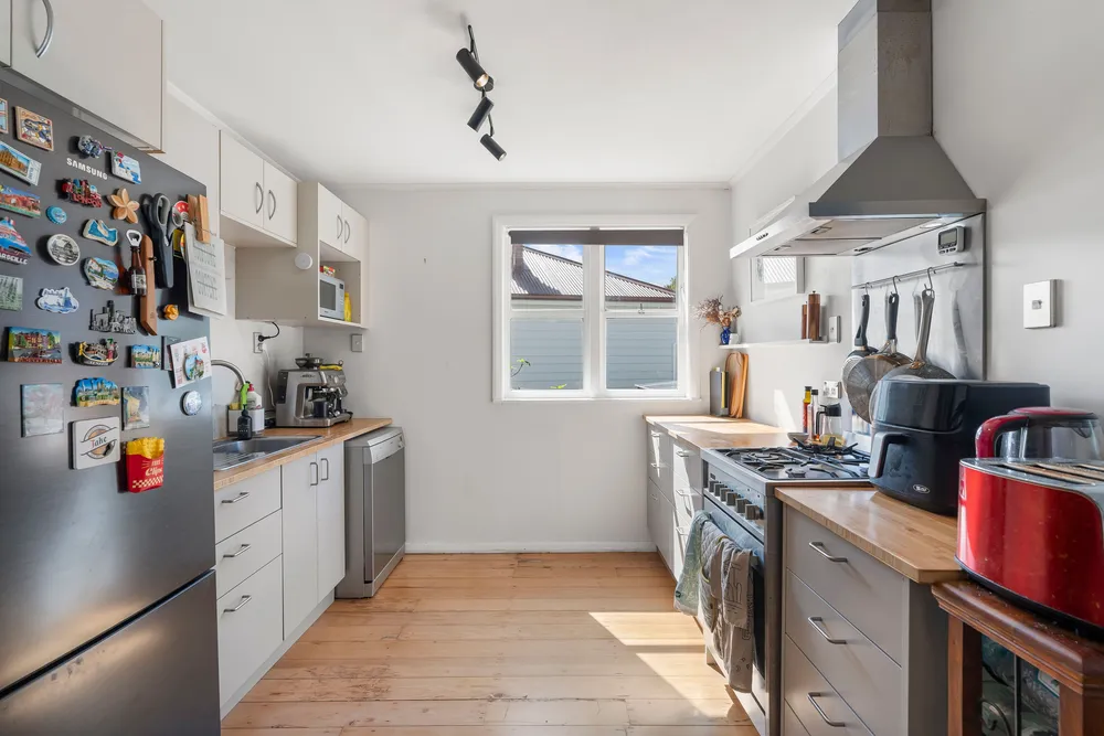Photos of 4 Northland Street