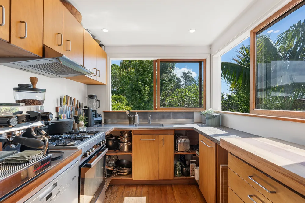 Photos of 4 Northland Street