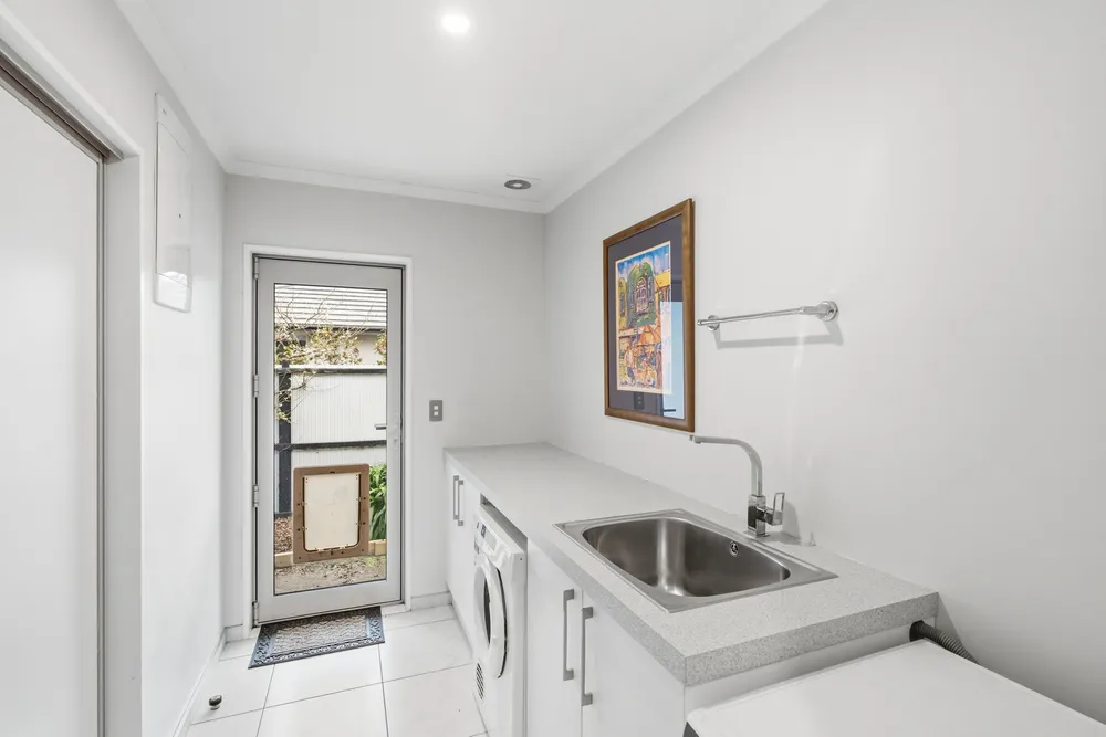 Photos of 345 Estuary Road