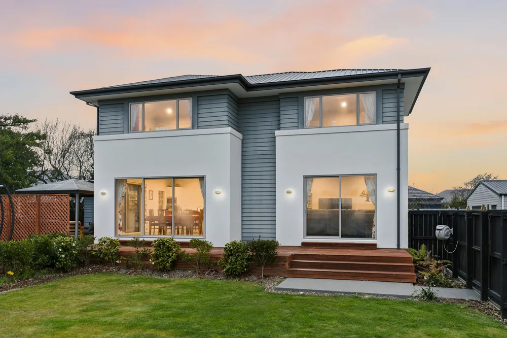 Photos of 345 Estuary Road