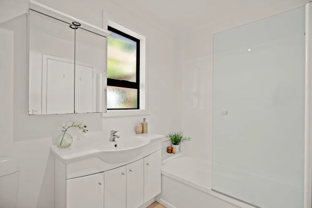 Photos of 24 Mccormacks Bay Road