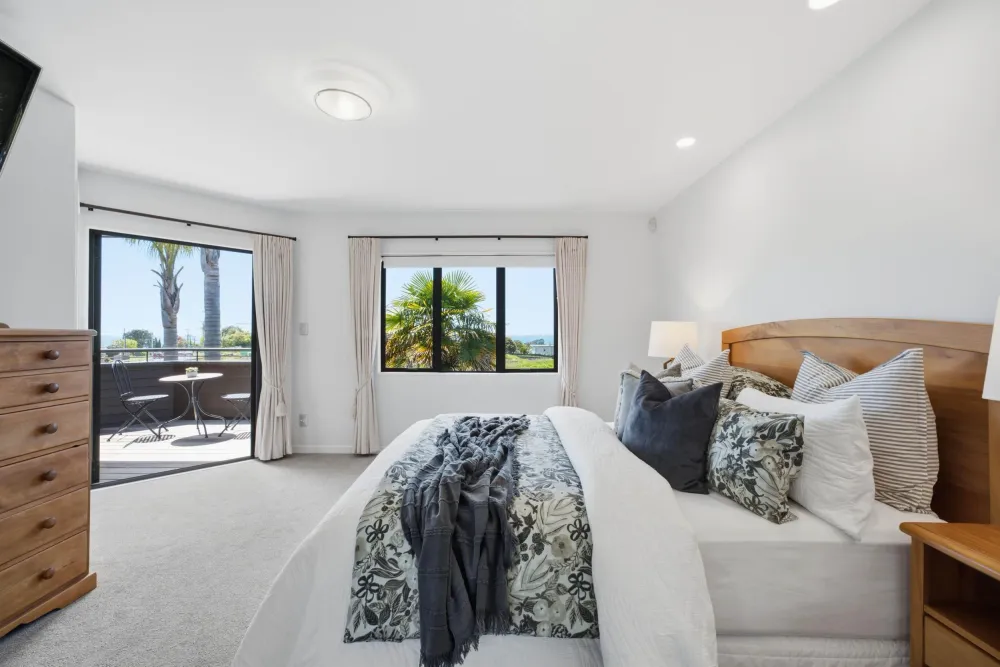 Photos of 4 Centennial Place
