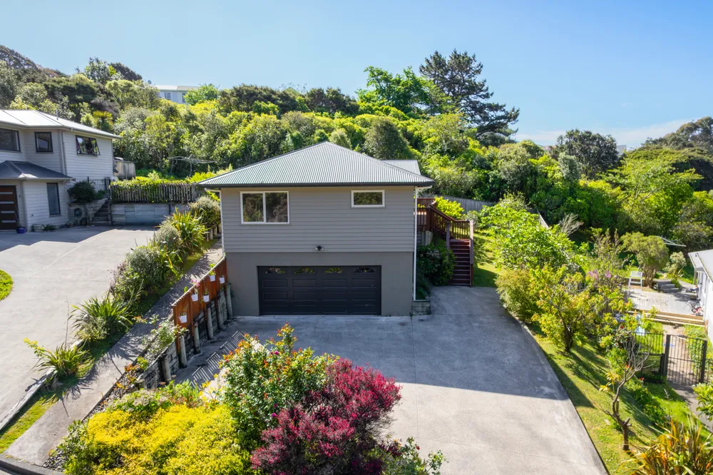 Photos of 6 Abbey Way