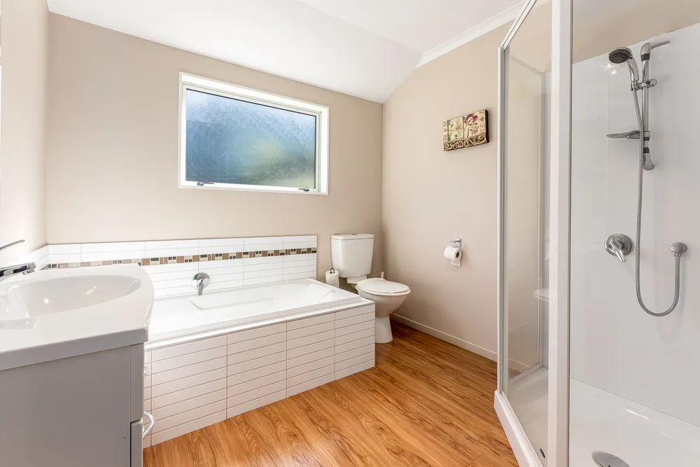 Photos of 6 Abbey Way