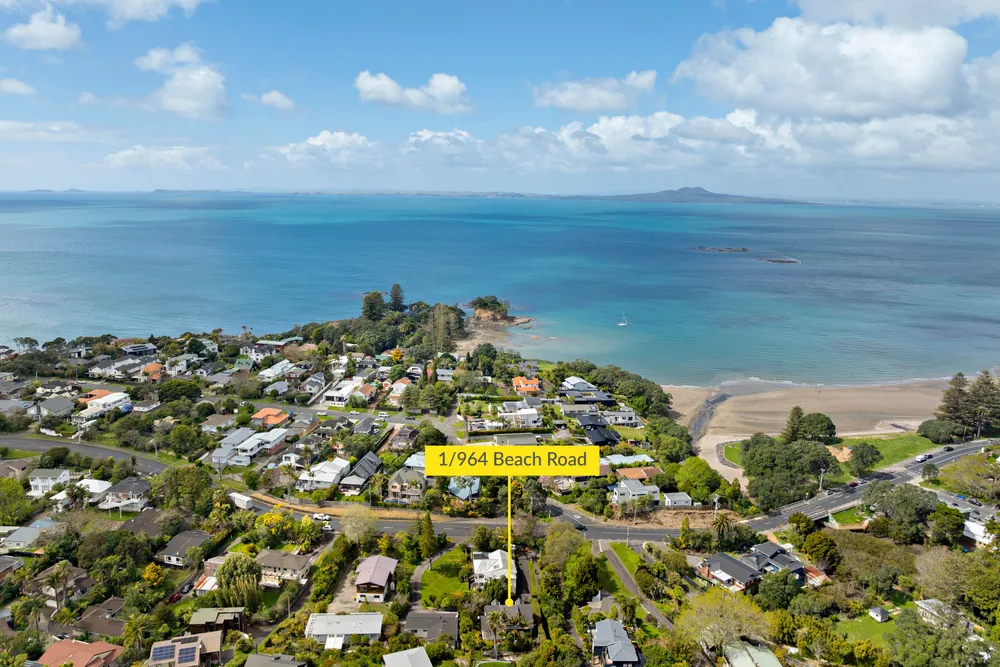 Photos of 1/964 Beach Road