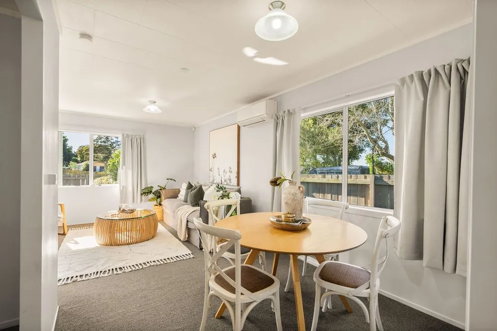 Photos of 109 Eversham Road