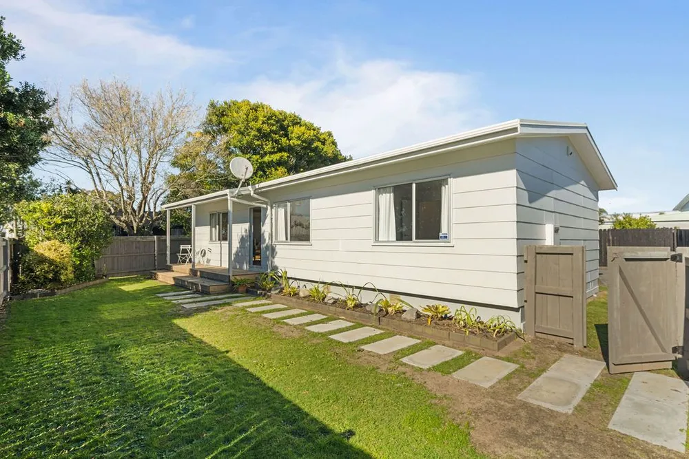 Photos of 109 Eversham Road