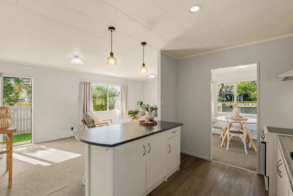 Photos of 109 Eversham Road
