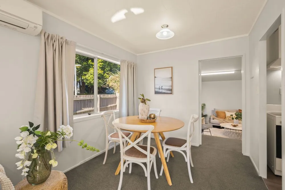 Photos of 109 Eversham Road