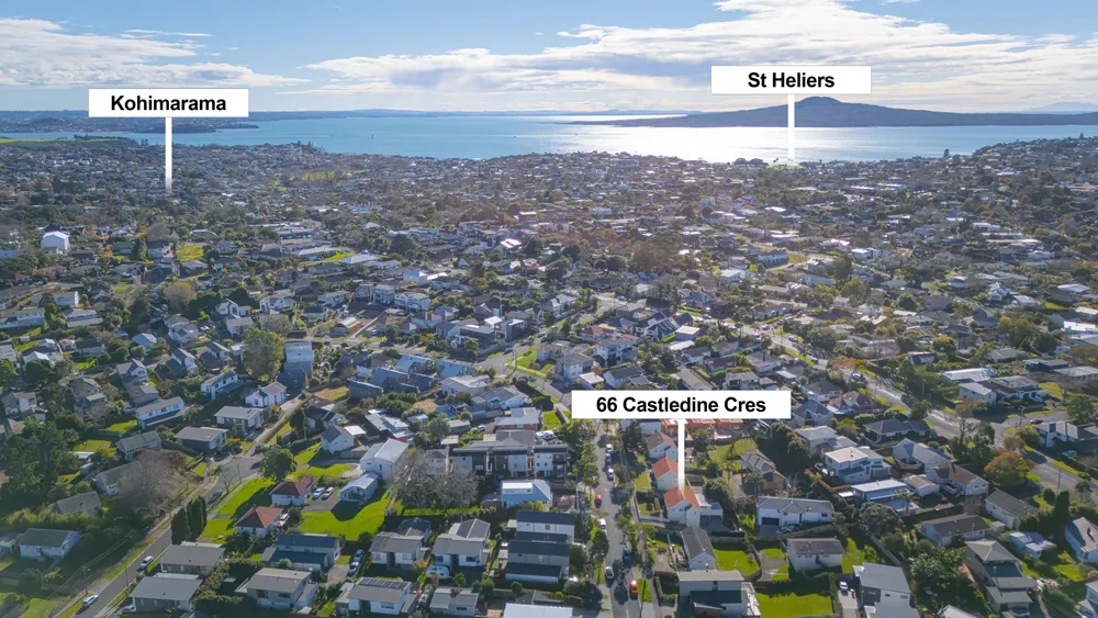 Photos of 66 Castledine Crescent