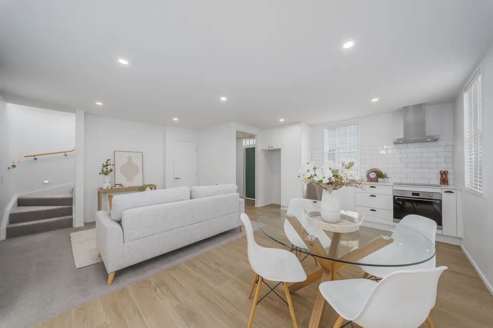 Photos of 151C Neville Street