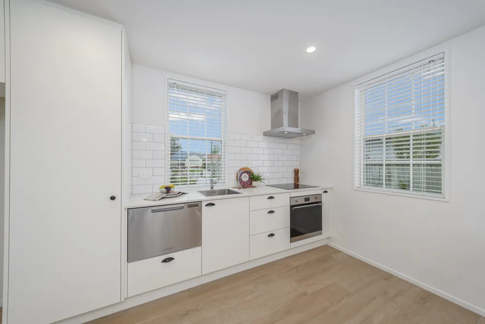 Photos of 151C Neville Street