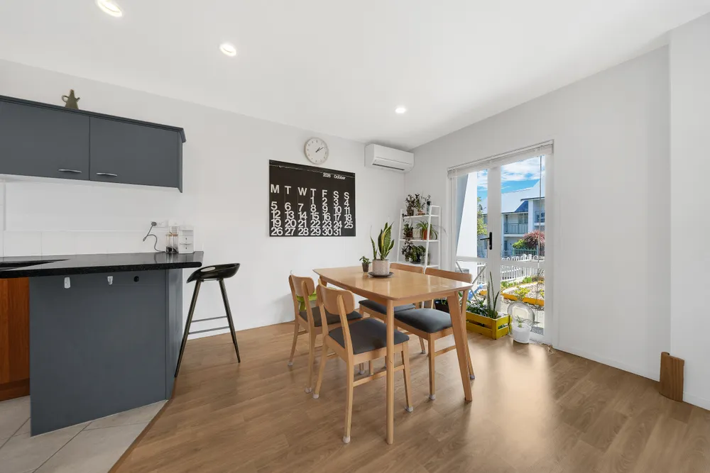 Photos of 75 Winery Way