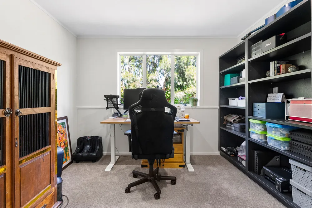 Photos of 1402 Glenbrook Road