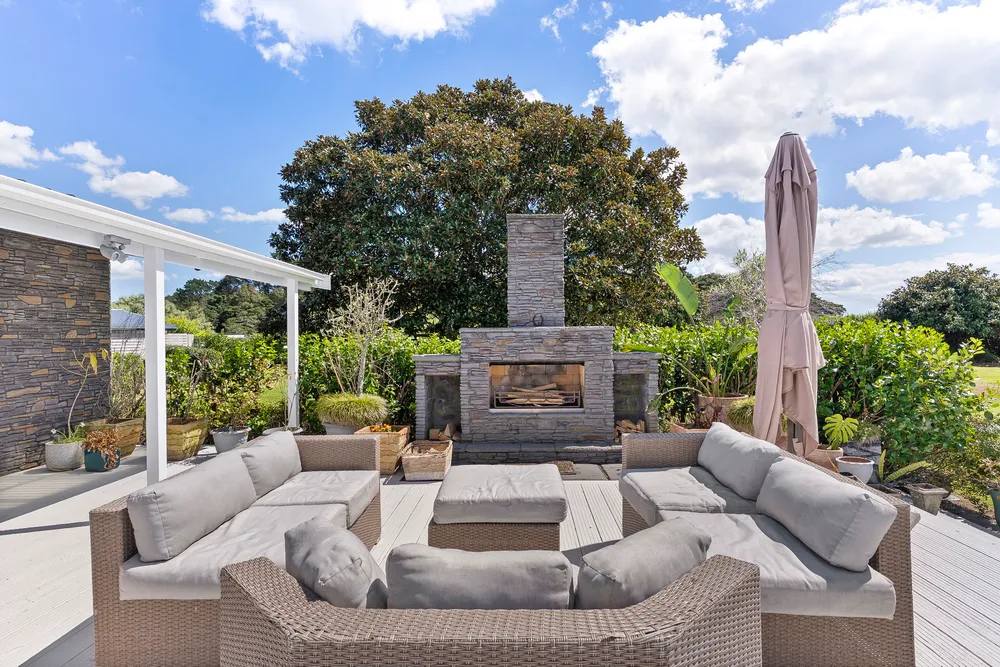 Photos of 1402 Glenbrook Road