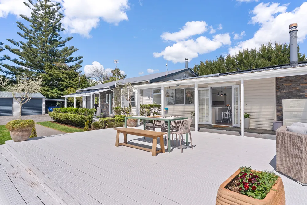 Photos of 1402 Glenbrook Road