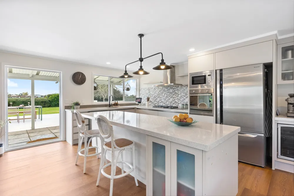 Photos of 1402 Glenbrook Road