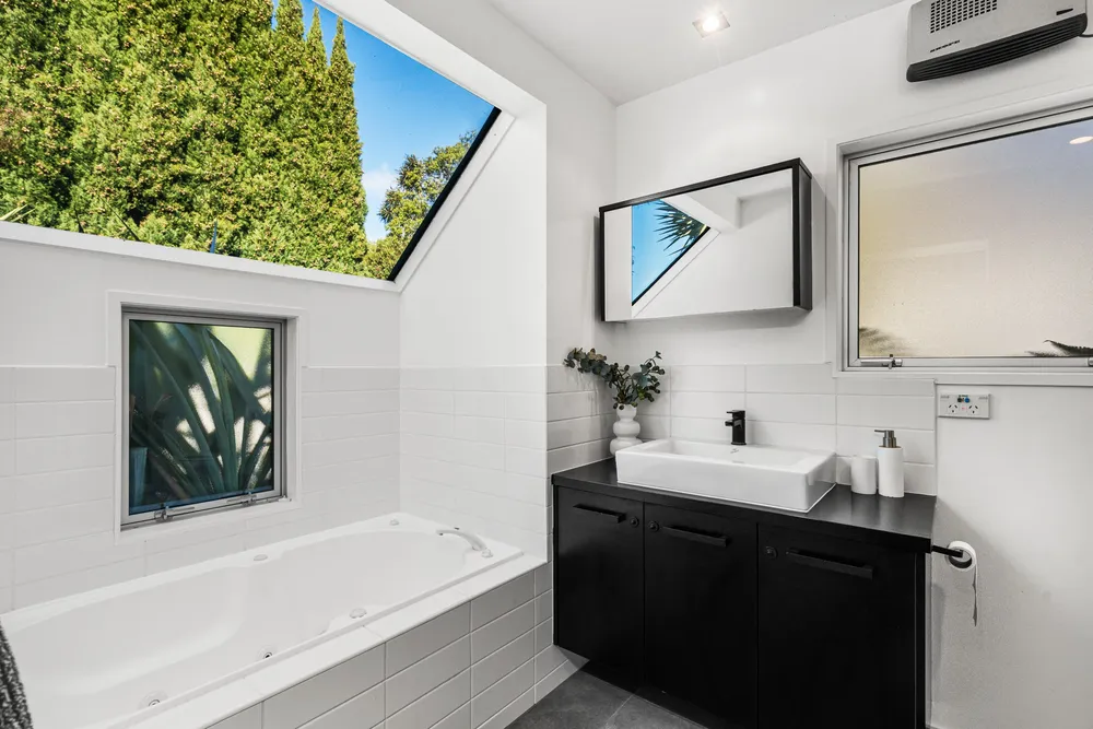 Photos of 9 Assisi Street