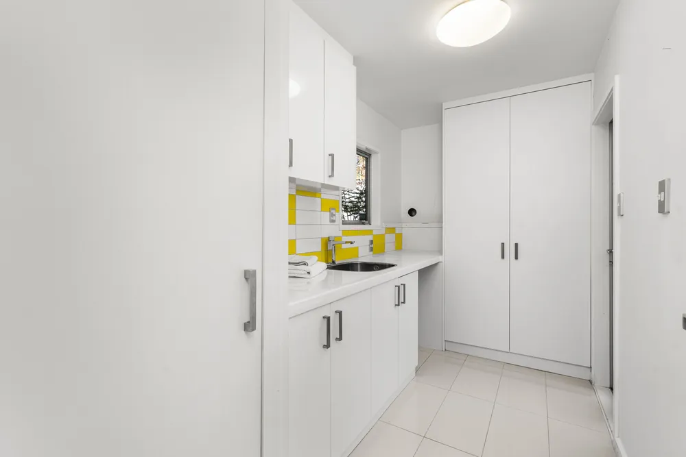 Photos of 9 Assisi Street