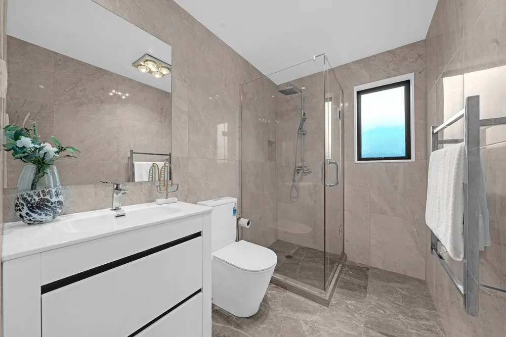 Photos of 32B Ennismore Road