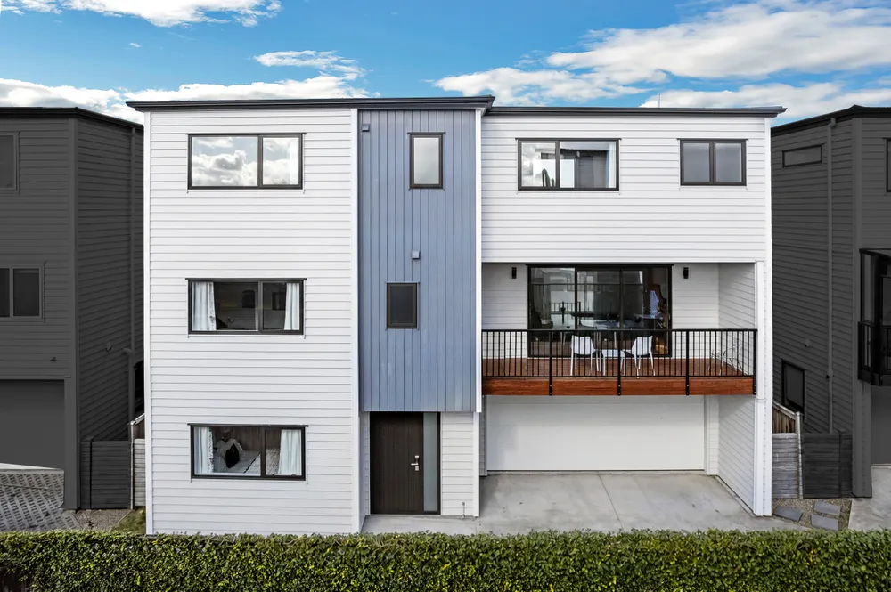 Photos of 32B Ennismore Road