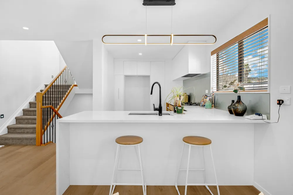 Photos of 32B Ennismore Road