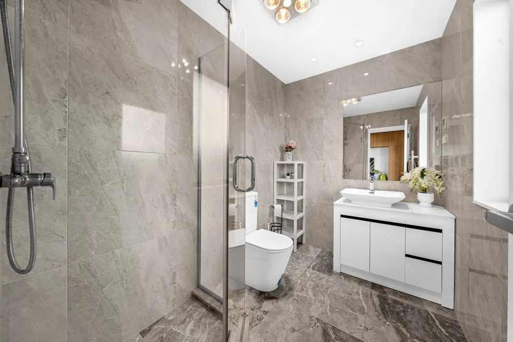 Photos of 32B Ennismore Road